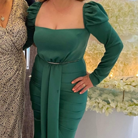 Green beautiful long dress - Picture 2 of 2